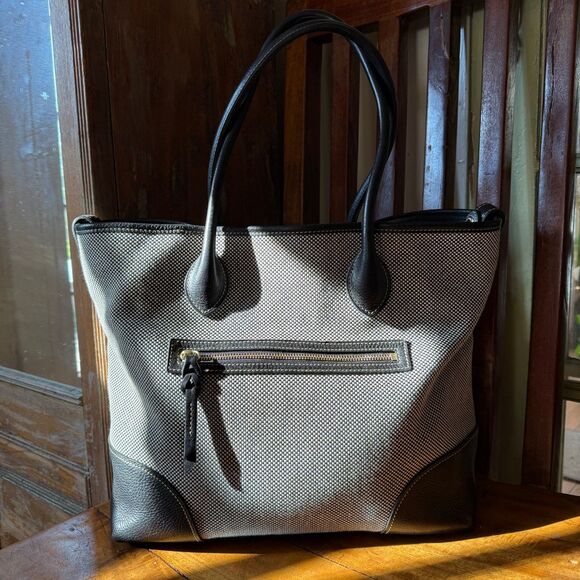 Dooney & Bourke Canvas Tote Bag – Black & White Canvas Vacchetta Leather Trim - Picture 2 of 12